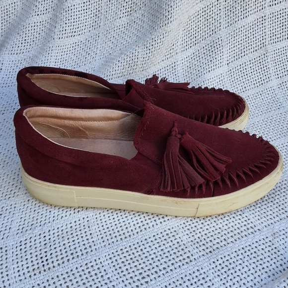 J.J. Slides Wine Suede Tassel Slip On Sneakers Womens Size 10 Boho Fringe - Picture 3 of 10